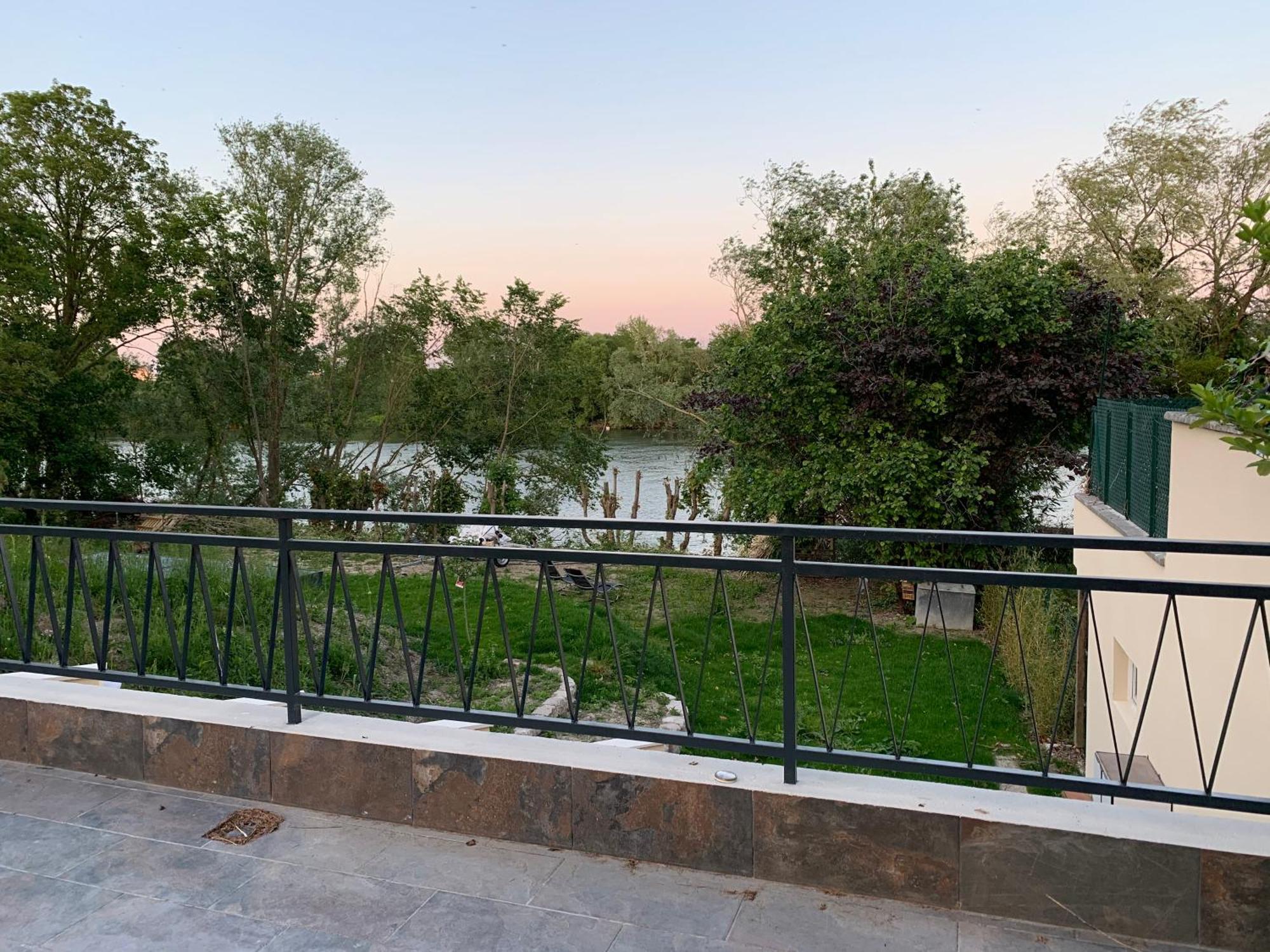 Maisonnette Cosy Bord De Seine 30Min Paris Carrières-sous-Poissy Exteriör bild
